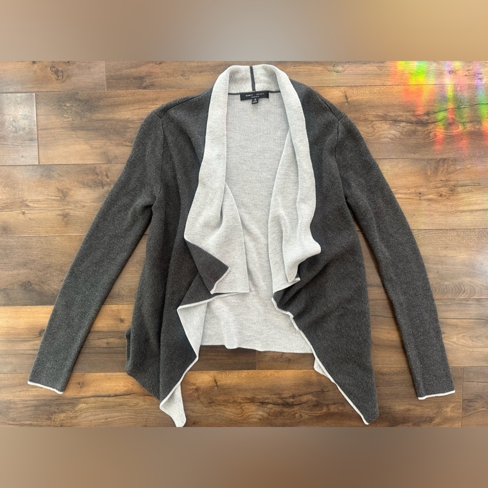 Romeo & Juliet Couture Open Front Cardigan Sweater – Size Small